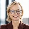 Ulrike Riedel, Chief Human Resources Officer & Arbeits­direktorin (Foto)