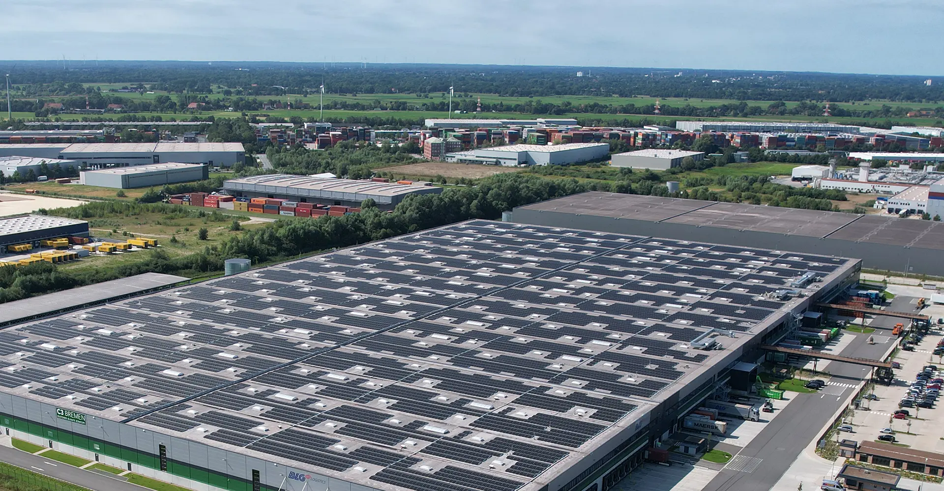 Solar panels on BLG's C3 site (Foto)