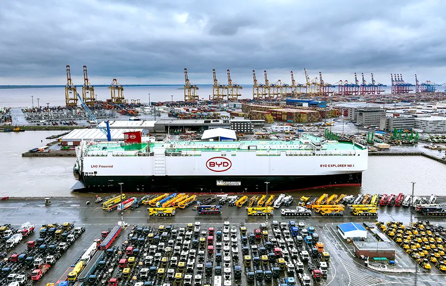 RoRo-Carrier "BYD Explorer No. 1" (Photo)