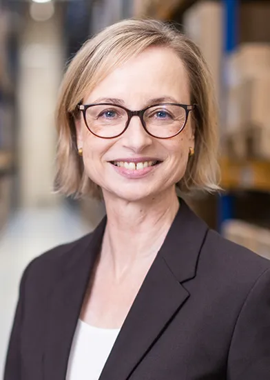 Ulrike Riedel, Chief Human Resources Officer & Labor Director, portrait (Photo)
